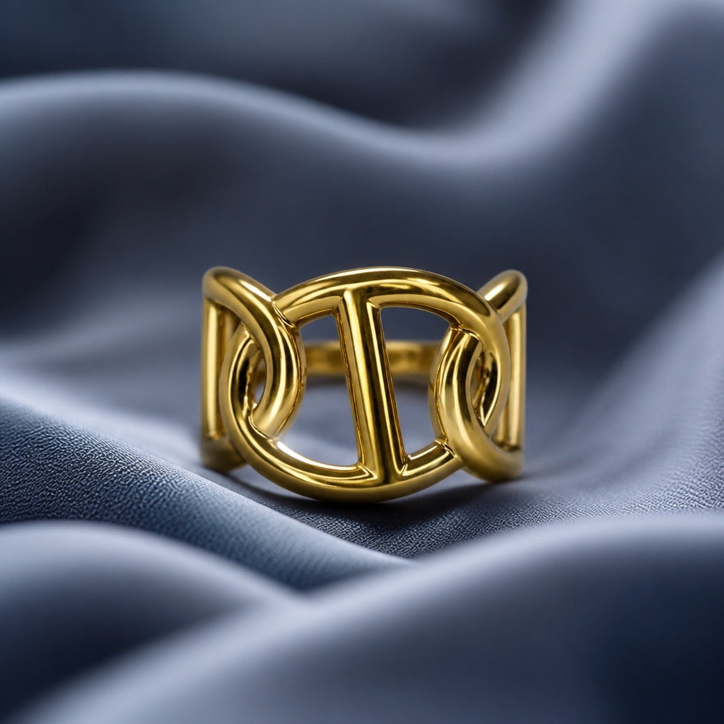 GOLD LINK STATEMENT RING