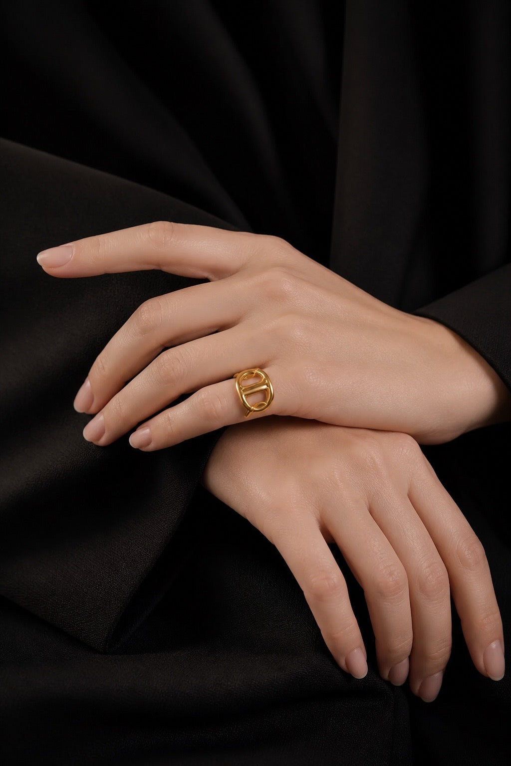 GOLD LINK STATEMENT RING