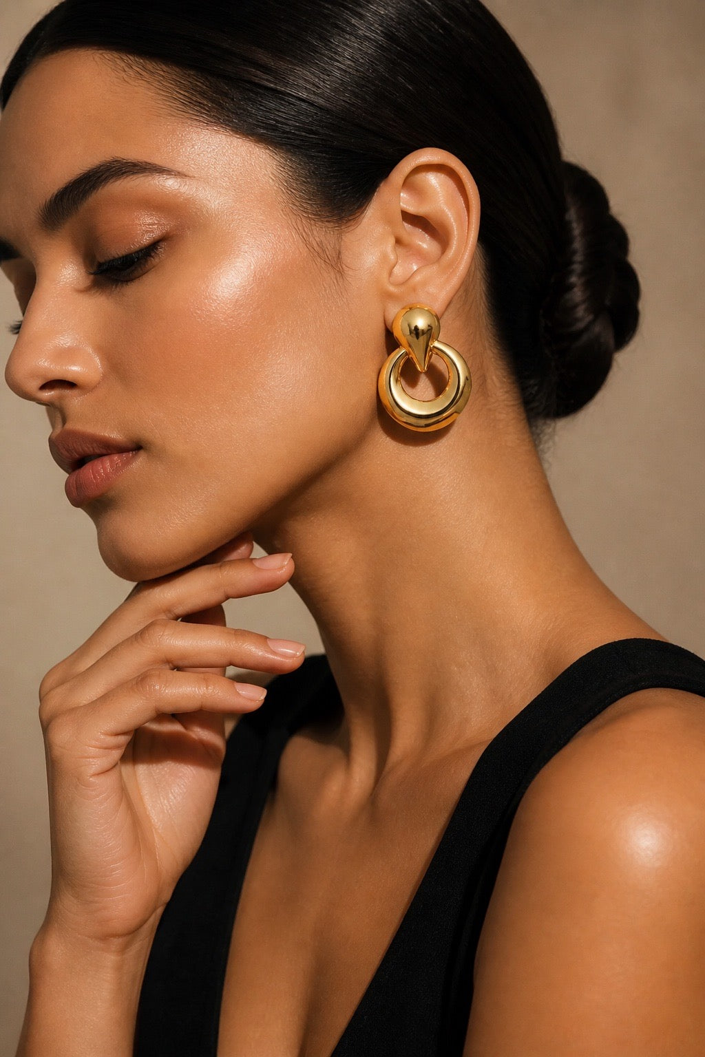 GOLD DOOR KNOCKER DROP EARRINGS