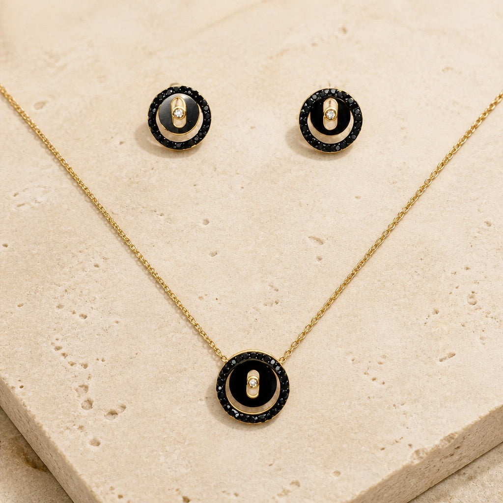 MIDNIGHT FRINGE NECKLACE