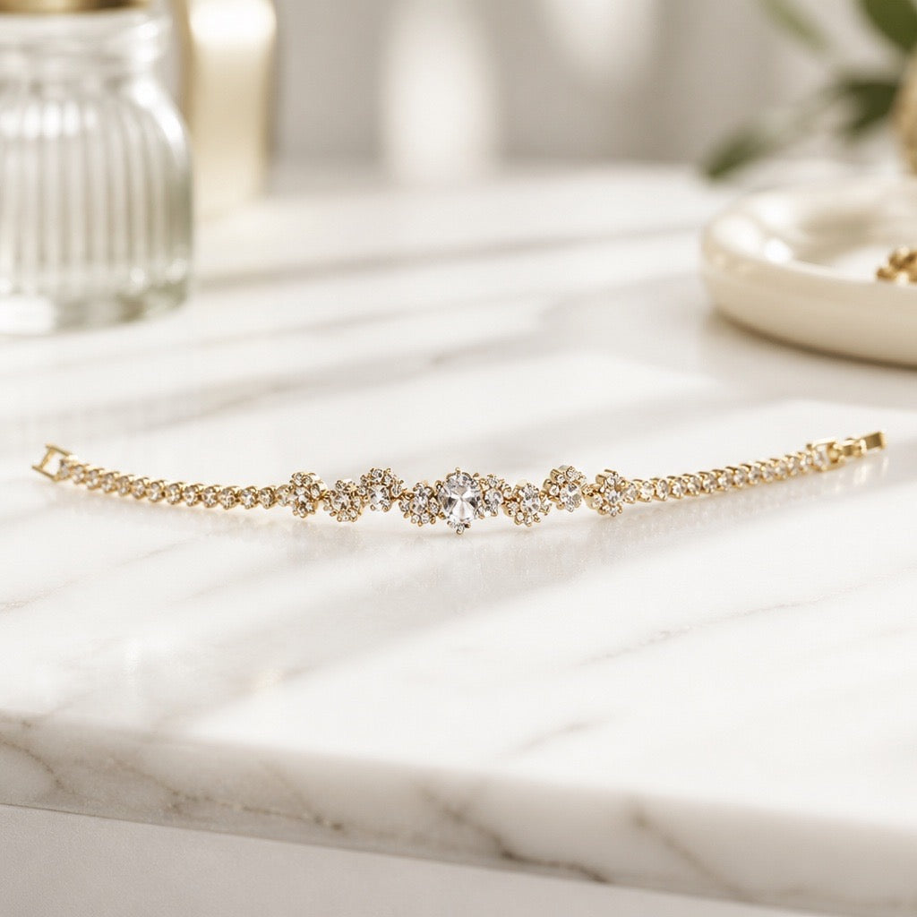 FLORAL CLUSTER BRACELET