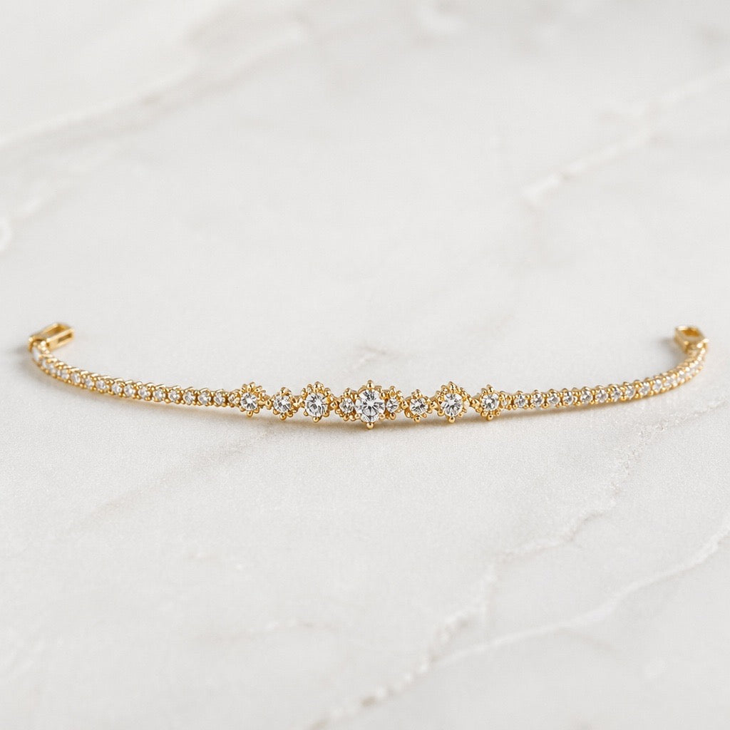 FLORAL CLUSTER BRACELET