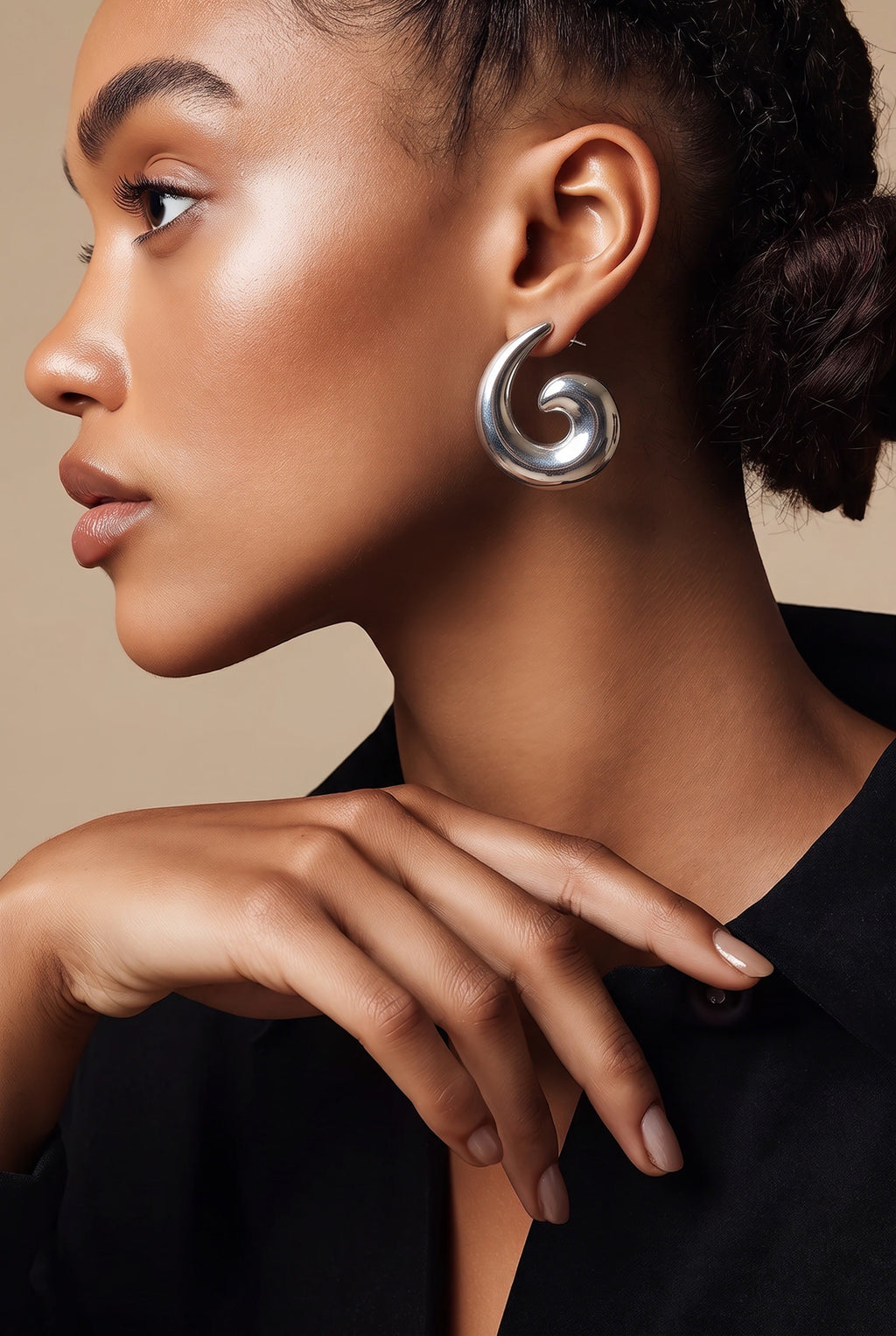 CHUNKY SPIRAL WAVE STUD EARRINGS